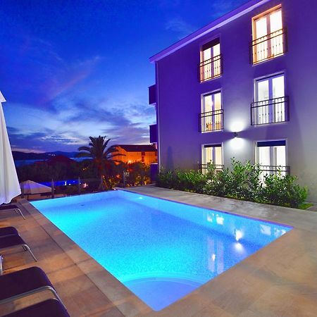 Apartments Villa Coratina Trogir Exterior photo